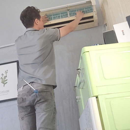 Vệ Sinh máy Lạnh Quận Bình Thạnh