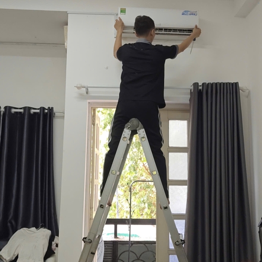 Sửa Máy Lạnh Không Lạnh Phú Nhuận 